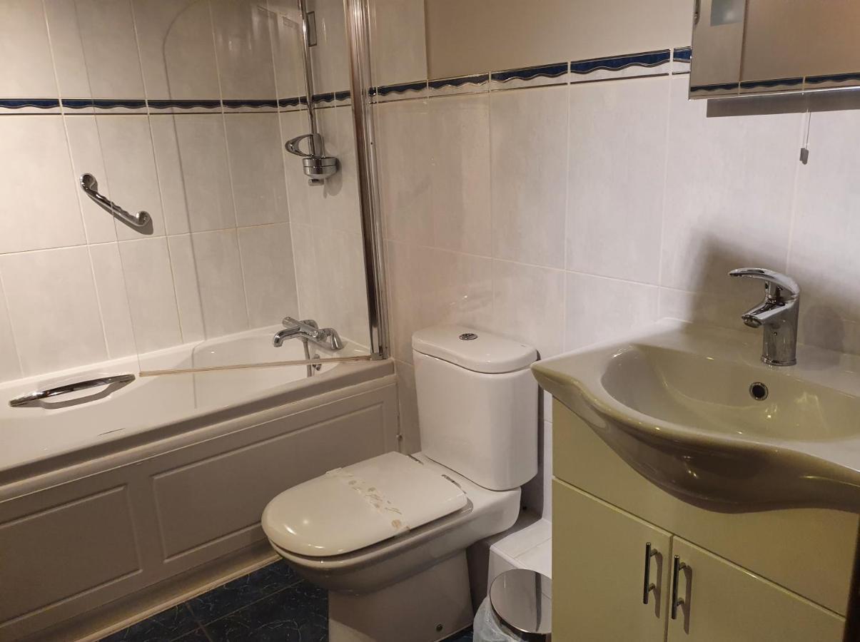 Cross Swords Rooms, Skillington Екстериор снимка
